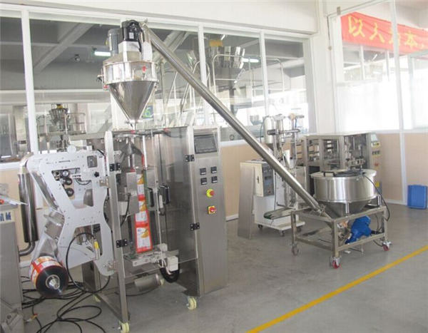 Podizni stroj za punjenje praha i automatskih vrećica s prahom